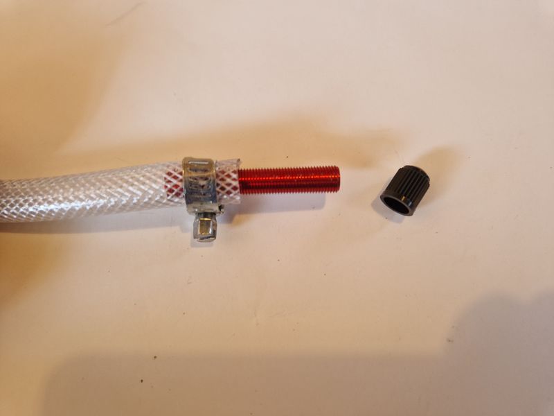 Fabriquer une base de lancement pour des fus es eau 24-valve mont e.jpg