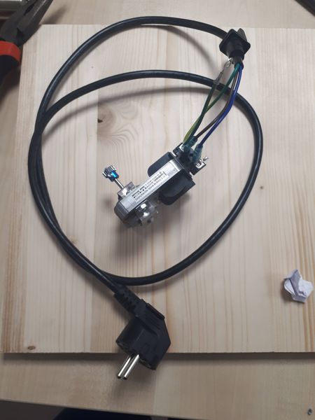 Fichier:Cr ation d une catapulte 20220420 171510.jpg