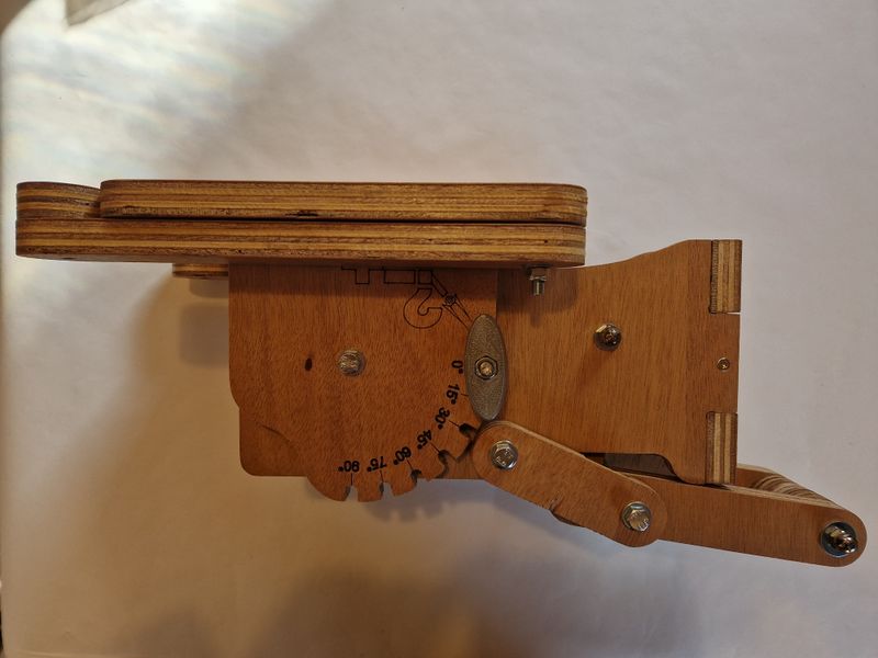 Fabriquer une base de lancement pour des fus es eau 18-vue de cot .jpg