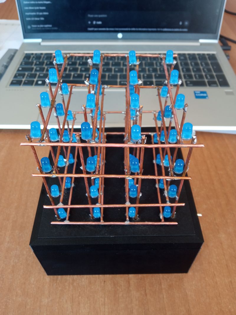 Cube LED 4x4x4 IMG 20250620 152608.jpg