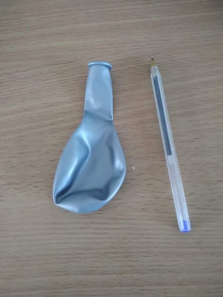 Fichier:Expansion de l univers IMG 20200423 095853969.jpg