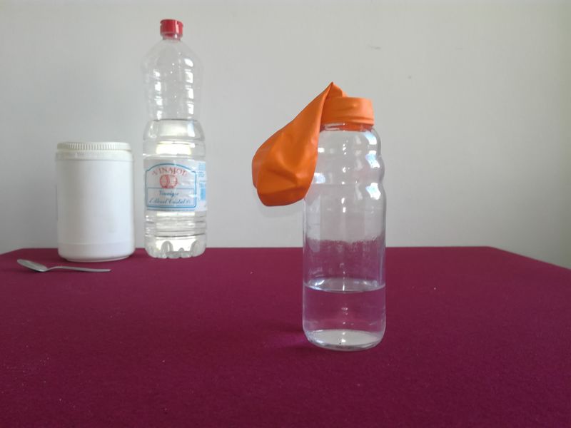 Fichier:Gonfler un ballon sans souffler IMG 20200401 152306.jpg