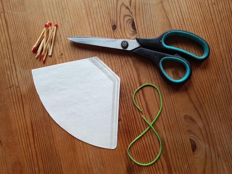 Fichier:Fabrique ton masque anti-virus masque 1.jpg