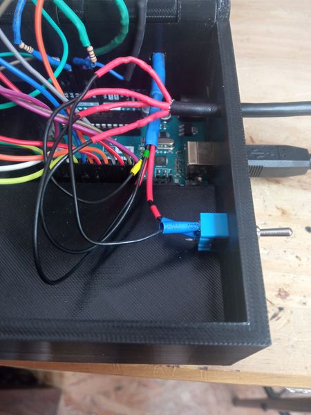 Fichier:Cube LED 4x4x4 IMG 20250704 114649.jpg